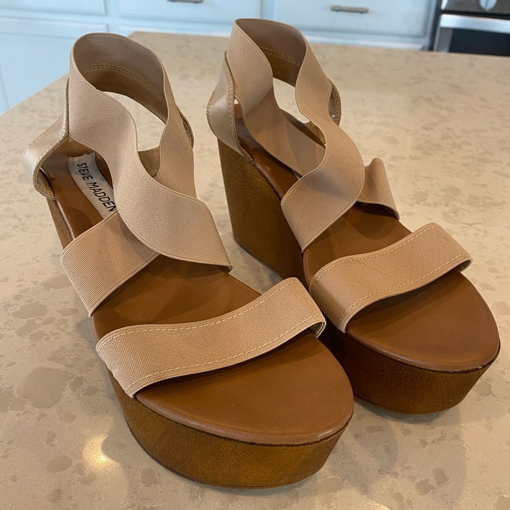 Steve Madden Nude Heels